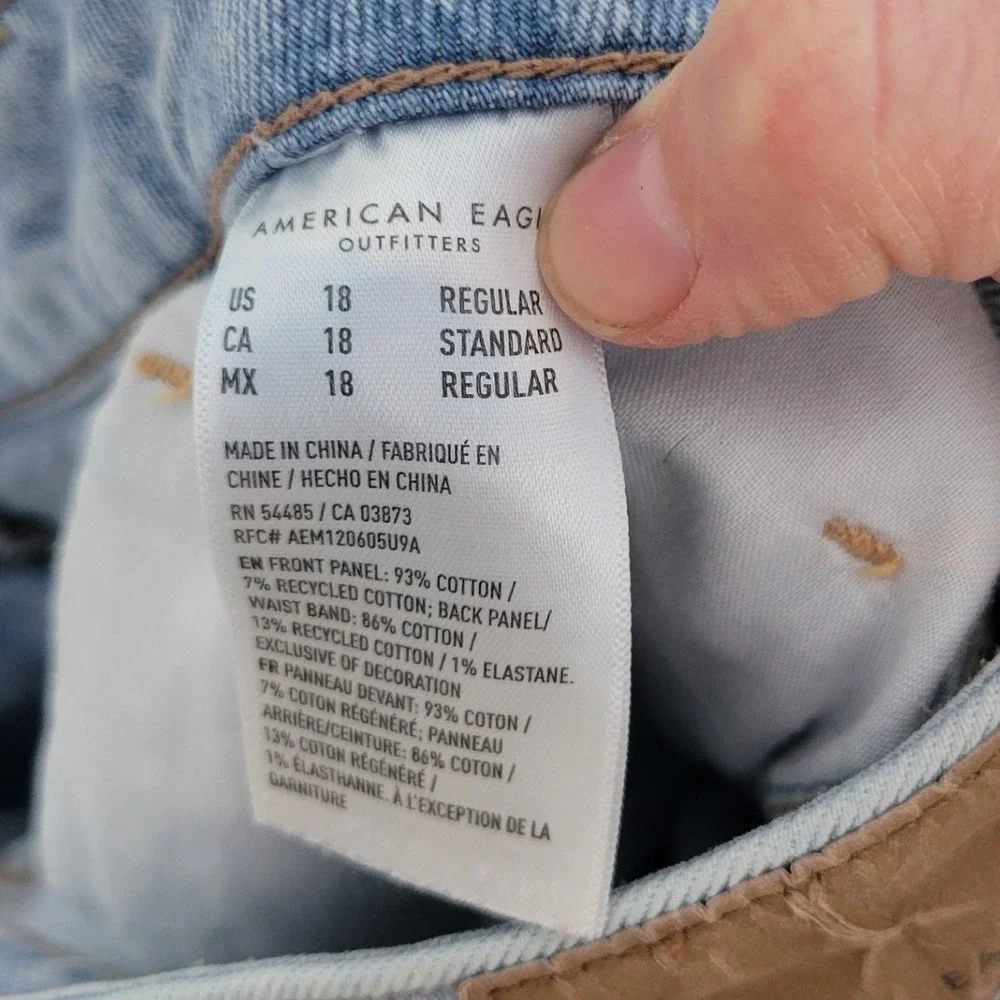 American‎ Eagle Strigid Real Good Mom Jeans Blue Size 18 Regular